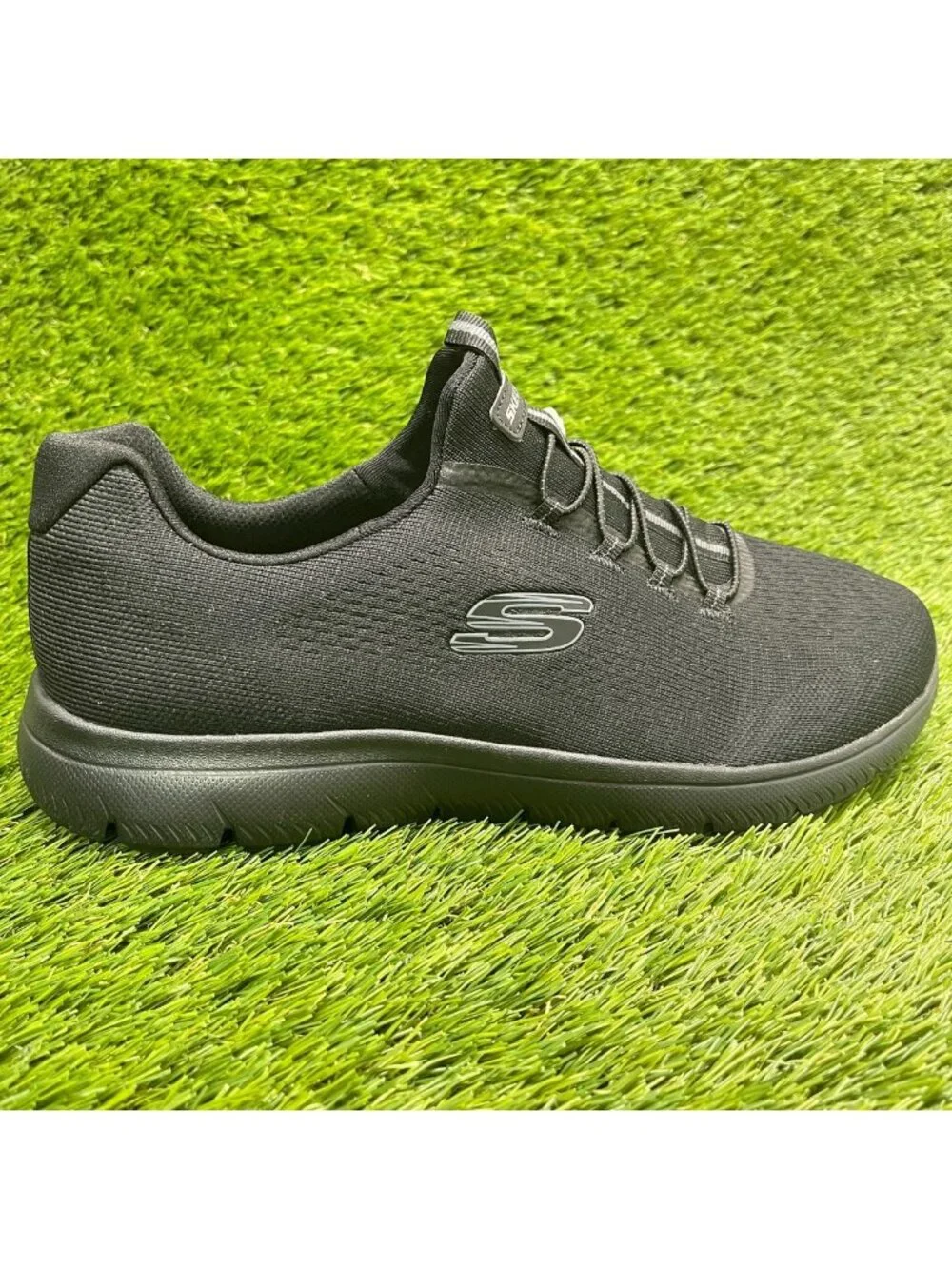 Skechers Summits-Radiant Flow Womens Size 10D Black Running Shoes Sneakers